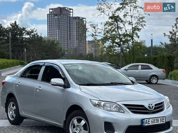 Авто Toyota Corolla 2011 № 8813752