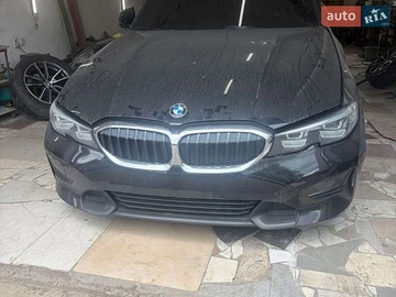 Авто BMW 3 Series 2019 № 8814015