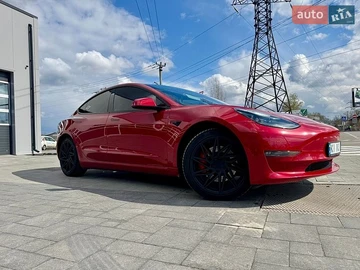 Авто Tesla Model 3 2022 № 8814096