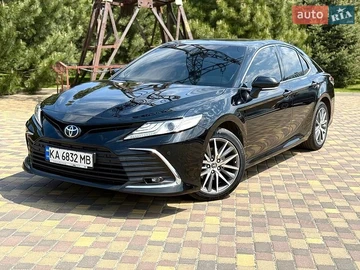 Авто Toyota Camry 2022 № 8814149