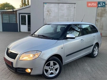 Авто Skoda Fabia 2008 № 8814249