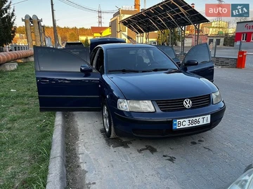 Авто Volkswagen Passat 1999 № 8814312