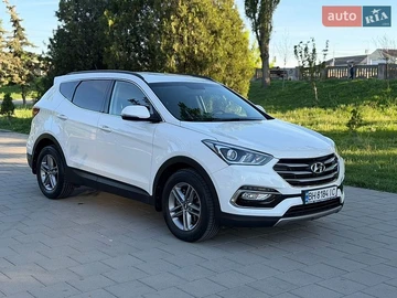 Авто Hyundai Santa Fe 2017 № 8814341