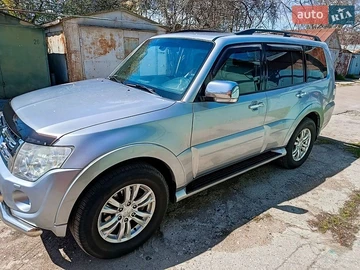 Авто Mitsubishi Pajero Wagon 2012 № 8814571