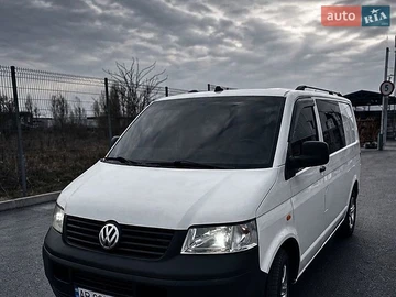 Авто Volkswagen Transporter 2004 № 8814622