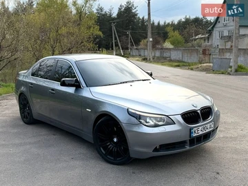 Авто BMW 5 Series 2004 № 8814686