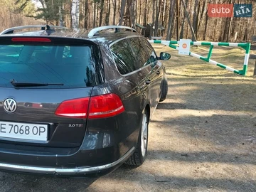 Авто Volkswagen Passat 2010 № 8814834
