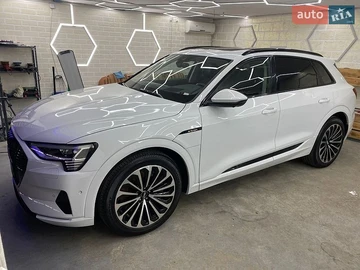 Авто Audi E-Tron 2019 № 8814873