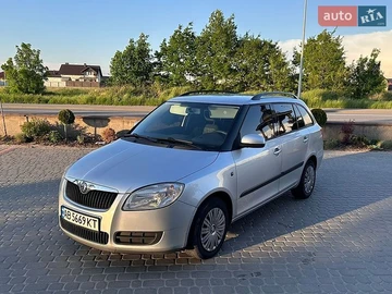 Авто Skoda Fabia 2009 № 8814897