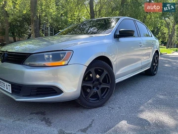 Авто Volkswagen Jetta 2012 № 8814912