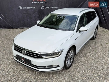 Авто Volkswagen Passat 2017 № 8814933