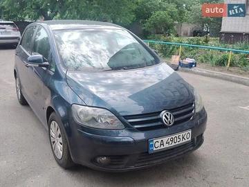 Авто Volkswagen Golf Plus 2007 № 8815008