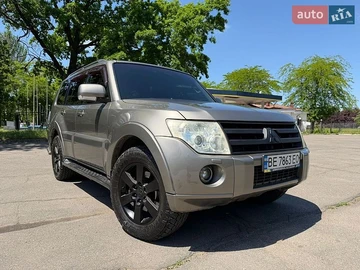 Авто Mitsubishi Pajero Wagon 2008 № 8815185