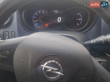 Авто Opel Vivaro 2015 № 8815210