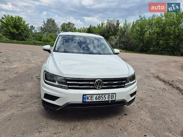 Авто Volkswagen Tiguan 2018 № 8815219