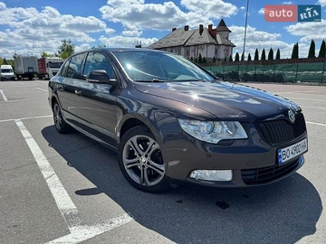 Авто Skoda Superb 2010 № 8815406
