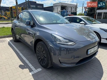 Авто Tesla Model Y 2022 № 8815744