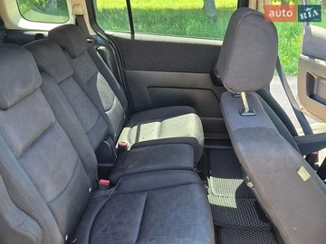 Авто Mazda 5 2008 № 8815935