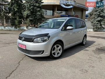 Авто Volkswagen Touran 2012 № 8815981