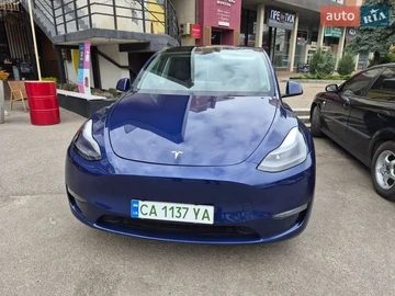 Авто Tesla Model Y 2023 № 8816301