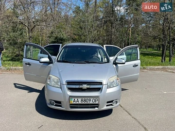 Авто Chevrolet Aveo 2011 № 8816543