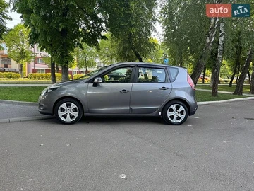 Авто Renault Scenic 2009 № 8816555