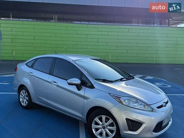 Авто Ford Fiesta 2012 № 8816580