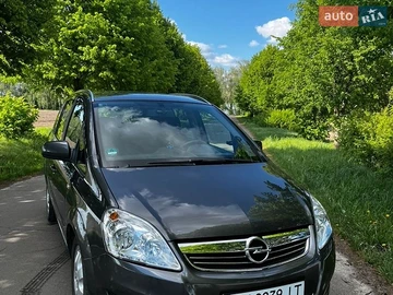 Авто Opel Zafira 2010 № 8816595