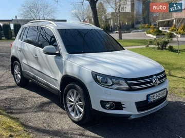 Авто Volkswagen Tiguan 2014 № 8817005