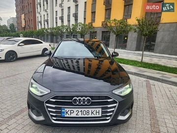 Авто Audi A4 2020 № 8817028