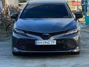 Авто Toyota Camry 2018 № 8817119