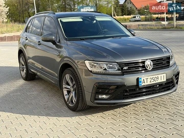 Авто Volkswagen Tiguan 2018 № 8817123