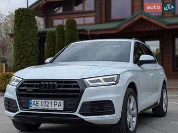 Авто Audi Q5 2020 № 8817134