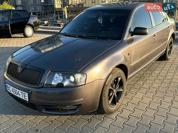 Авто Skoda Superb 2003 № 8817334