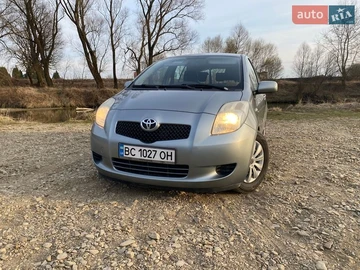 Авто Toyota Yaris 2007 № 8817355