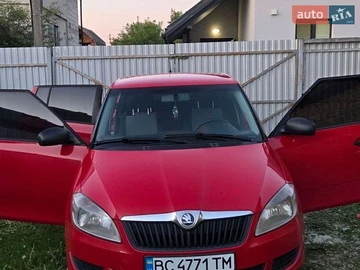 Авто Skoda Fabia 2014 № 8817363