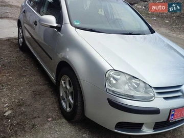 Авто Volkswagen Golf 2004 № 8817367