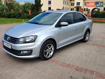 Авто Volkswagen Polo 2018 № 8817530