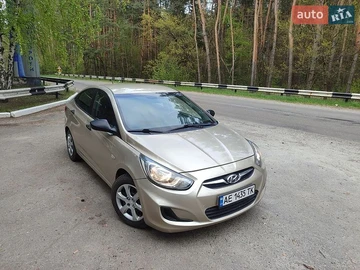 Авто Hyundai Accent 2013 № 8817637