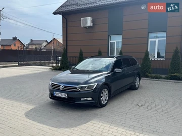 Авто Volkswagen Passat 2018 № 8817647