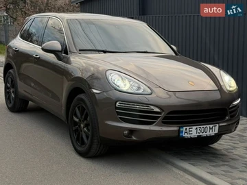 Авто Porsche Cayenne 2013 № 8817651