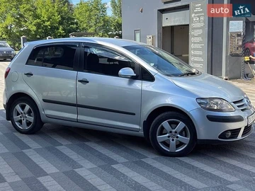 Авто Volkswagen Golf Plus 2008 № 8817773