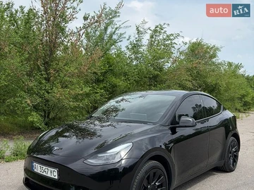 Авто Tesla Model Y 2023 № 8817834