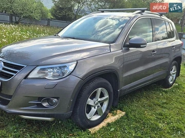 Авто Volkswagen Tiguan 2010 № 8817916