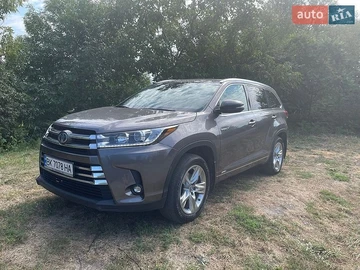 Авто Toyota Highlander 2017 № 8818028