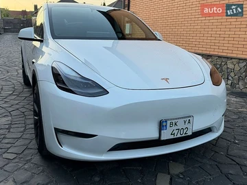 Авто Tesla Model Y 2023 № 8818223