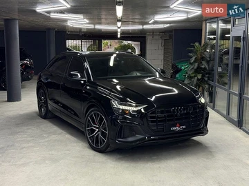 Авто Audi Q8 2021 № 8818231