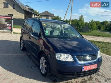 Авто Volkswagen Touran 2003 № 8818320