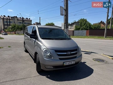 Авто Hyundai H-1 2012 № 8818397