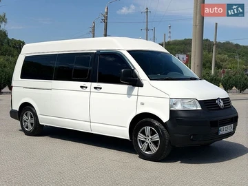 Авто Volkswagen Transporter 2007 № 8818408
